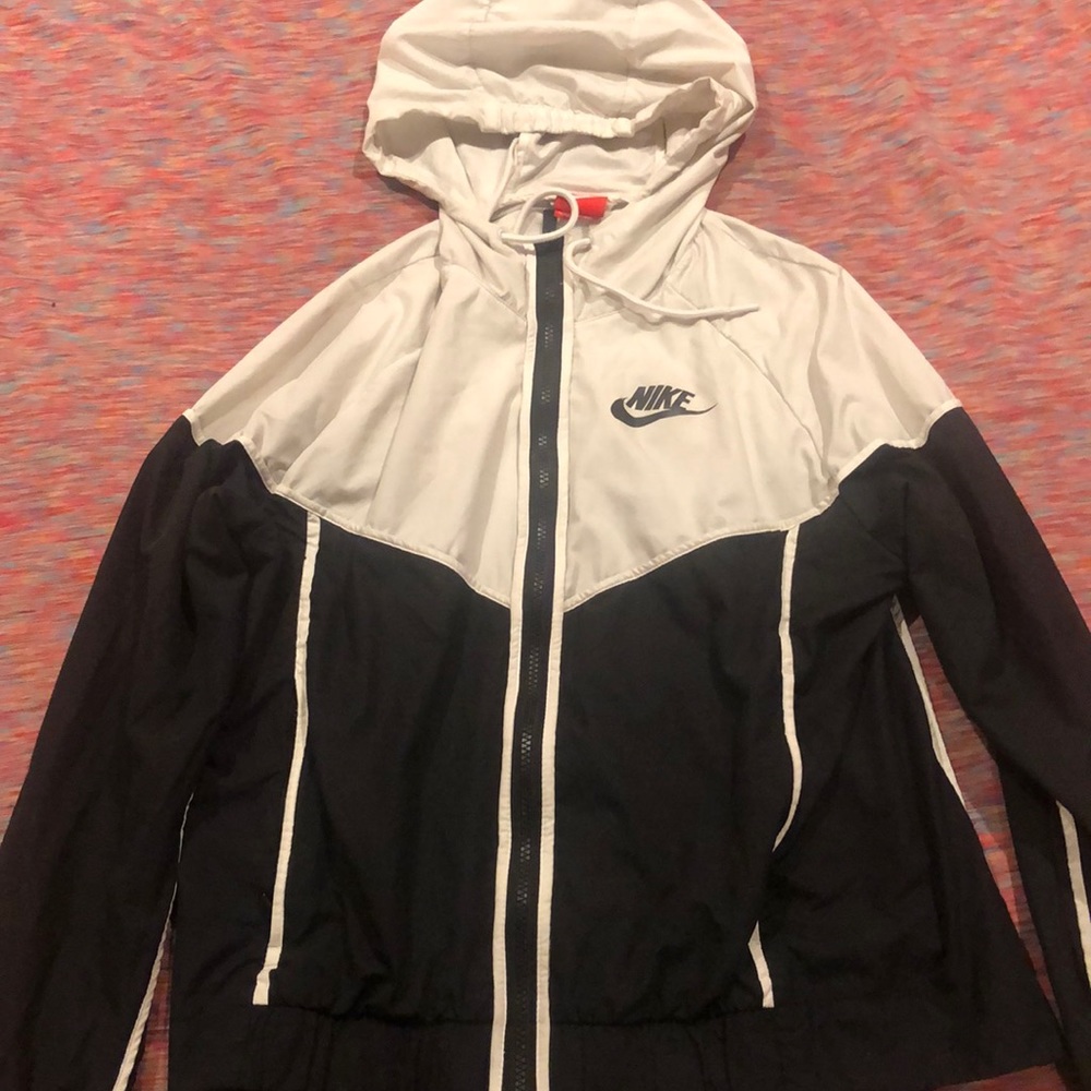 Nike hoodie windbreaker